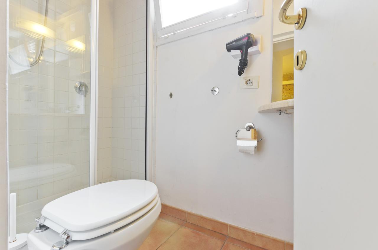 Studio Vicolo De Renzi Trastevere 罗马 外观 照片